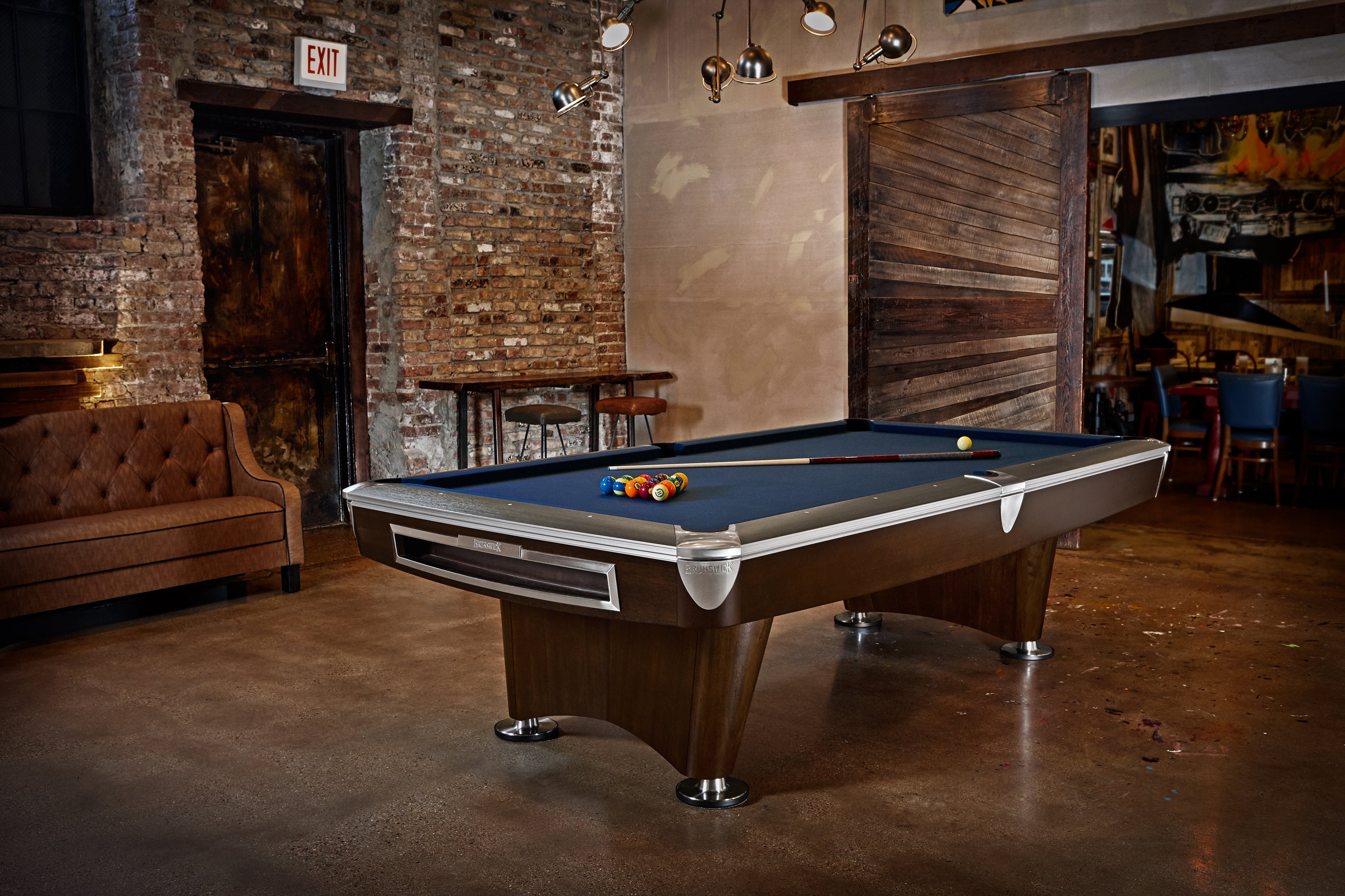 Brunswick Billiards Gold Crown VI 9' Slate Pool Table in Skyline Walnut/Espresso w/ Pockets