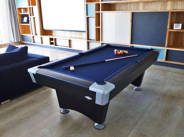 Brunswick Billiards BLACK WOLF 7' Pool Table