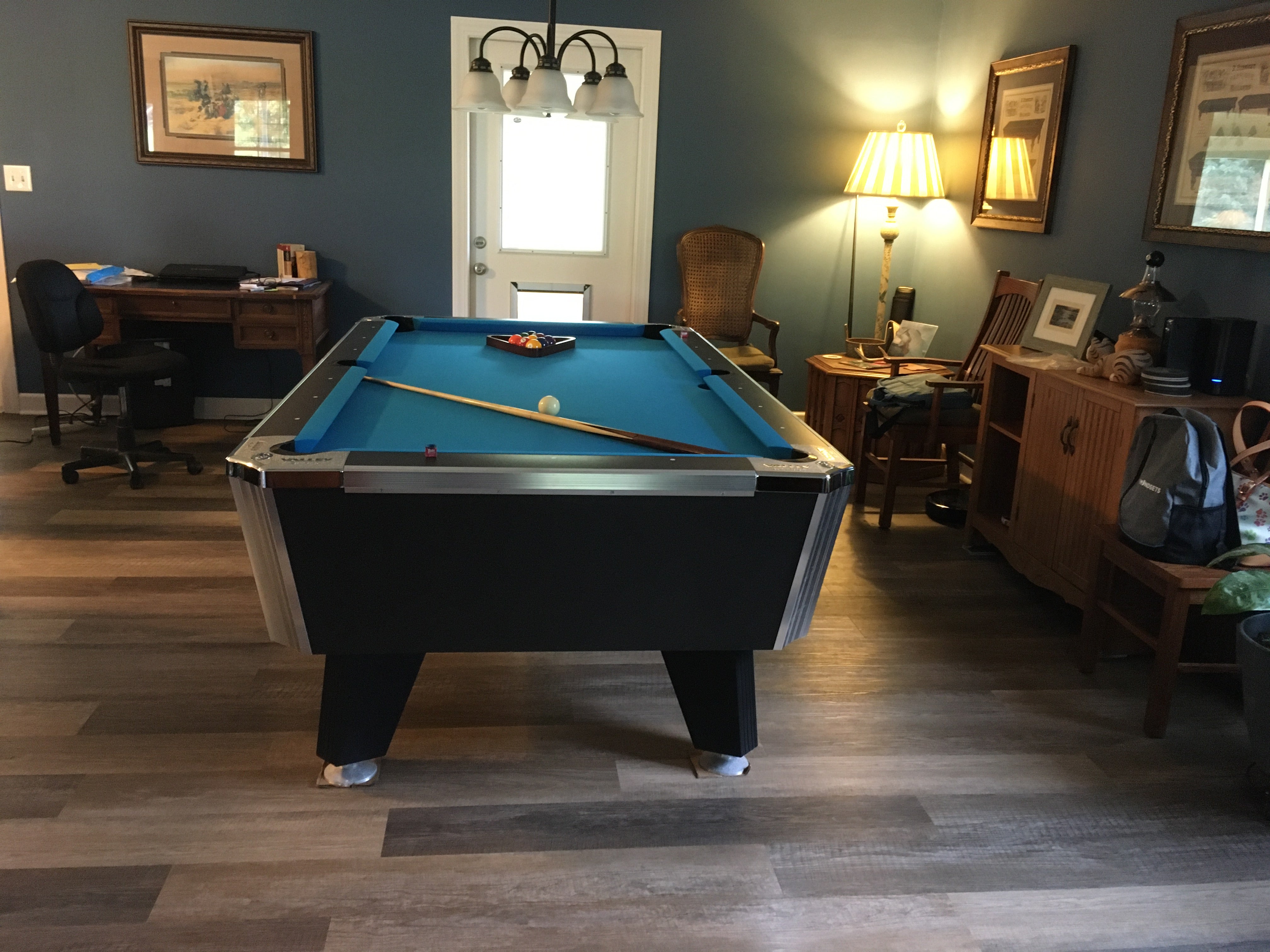 Valley Panther Black Cat Pool Table